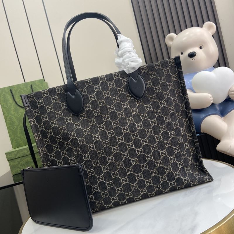 G*u*i shopping bags
